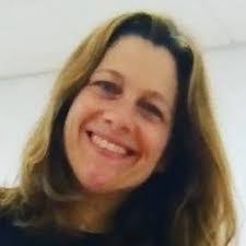 Paula Santini's Instagram, Twitter & Facebook