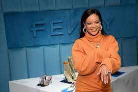This makes him one of the richest rappers in the world, next to the likes of dr. What Is Rihanna S Net Worth How The Singer Became A Billionaire
