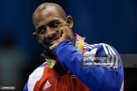 25 Jorgisbell álvarez Photos & High Res Pictures