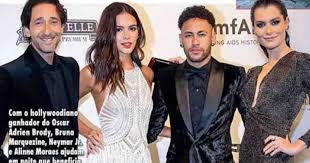 Those born under the capricorn zodiac sign are talented at applying their intelligence and ambition to practical matters. Alinne Moraes Diz Que Foto Com Neymar Em Revista E Montagem Istoe Independente