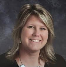 Stephanie Huskey's Instagram, Twitter & Facebook