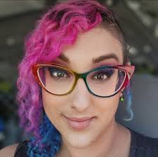 My first project I'm making a blanket with these granny squares. I'm in the  process of making a 100: 50 light green, 50 dark green. I have so many  questions that the