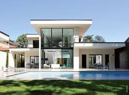 Lyon Une Maison Californienne Visite Privee Traits D Co En 2020 Maison D Architecture Maison Maisons Californiennes