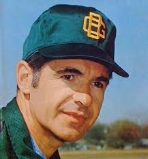 Tales From the Coaching Ranks in Green Bay. Former Green Bay Packers head  coach Dan Devine (in the left photo) was named the NFC's Coach of the Year  in 1972. His team