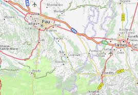 Chile is divided into 16 regions (in spanish, regiones; Michelin Landkarte Lagos Stadtplan Lagos Viamichelin