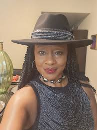 Please say hello if you still active in this grup❤️ please say something!