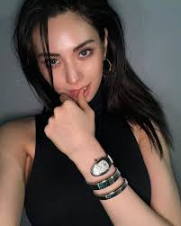 Pin di fred bateman su Hair makeup