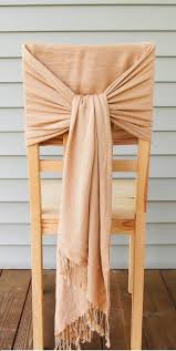 Comment Decorer Habiller Une Chaise De Mariage Chaises Decorees Comment Decorer Une Salle De Mariage Chaises De Mariage