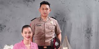 Apa aplikasi edit video yang mudah digunakan? Model Anak Pake Baju Polisi Untuk Editing Diposting Oleh Unknown Di 11 59