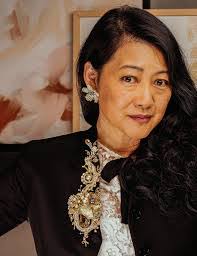 Daisy Lacy's Instagram, Twitter & Facebook