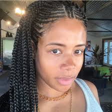 Thick long straight hair is perfect for a middle part, but men with wavy and curly hair can achieve the style as well. 21 Cute Fulani Braids To Try In 2020 Easy Protective Styles Glamour