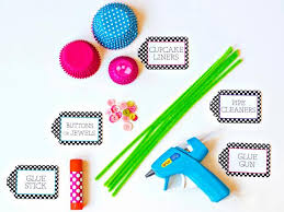 These paper gifts flower make everything better. How To Make Paper Flowers Using Cupcake Liners How Tos Diy