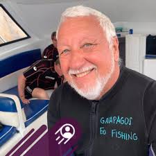 SAD NEWS: 40 minutes ago in Chicago, at the age of 65, the family of Cubs  legend Ryne Sandberg just announced urgent news to his followers that he is  currently... Details in