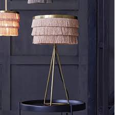 Stehlampe In Rosa Mit Fransen Madame Mit Bildern Stehlampe