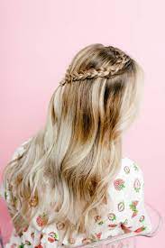 Easy Heart Shaped Braid A Beautiful Mess Kids Hairstyles Braided Hairstyles Braided Hairstyles Easy