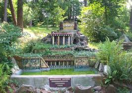 These wonders of the world, as they are called, have continued to captivate even in today's highly evolved world. Hanging Gardens Of Babylon Wonder Of The World Gardens Of Babylon Hanging Garden Garden Drawing