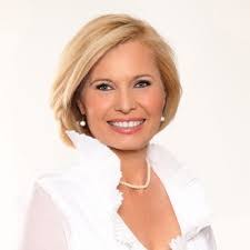 Paula Bullard's Instagram, Twitter & Facebook