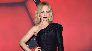 Mena alexandra suvari is an american actress, fashion designer and model. Mena Suvari Says She Was Repeatedly Sexually Abused Starting At 12 Entertainment Tonight
