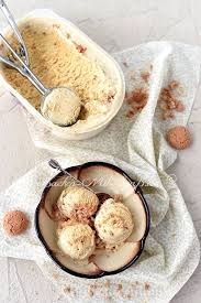 Amaretto Eis Rezept Amaretto Eis In 2020 Eis Selber Machen Rezept Italienisches Eis Rezept Eis Rezepte