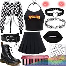 Mar 9 2020 E Girl 1 Dark Aesthetic Source By Lilerza E Girl Outfits Aesthetic 2020 Kiz Elbiseleri Kaykayci Kiz Kiyafetleri Edgy Outfits