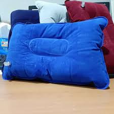 Bantal leher multifungsi yang memiliki banyak fungsi untuk menemani perjalanan anda. Jual Bantal Kepala Angin Udara Tiup Portable Air Pillow Terbaru Juni 2021 Blibli