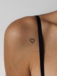 20 Best Simple Heart Tattoos For Girls Images Tattoos Simple Heart Tattoos Heart Tattoo