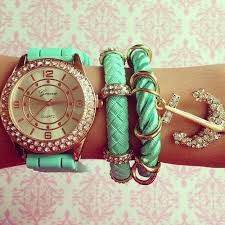 Résultat de recherche d'images pour "saat bileklik kombin"