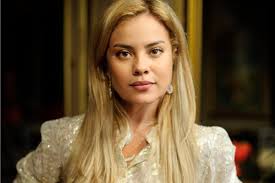 Rubi era uma protagonista que mereceu o final que teve, isso reflete na  vida real, quantas Rubis existem por aí prejudicando os outros