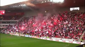 O branky se postarali tetteh (80' sparta) a musa (90 3' slavia). Slavia Sparta 1 1 24 3 2012 Derby Prazskych S Opet V Edenu Youtube