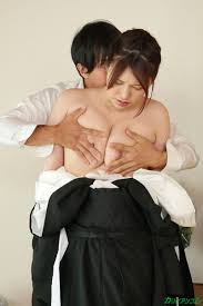 JavTube Yui Kisaragi 如月結衣 未亡人NTR ~夫の遺影の前で夫の弟の肉棒で慰められる~ Caribbeancompr  072625_002