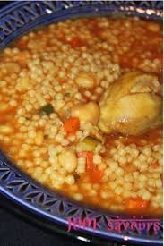 Aich Ou Berkoukes Au Poulet Plombs A L Algerienne Mille Et Une Saveurs Recettes De Cuisine Recette Berkoukes Cuisine Kabyle