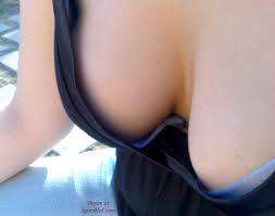 Tank Top Downblouse Tits
