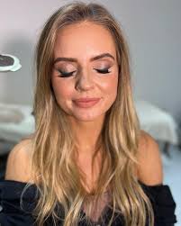 Ella Warner make-up artist...