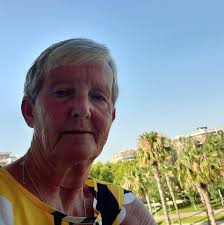 Are shorts allowed for dinner in Aruba?