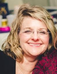 Heidi George's Instagram, Twitter & Facebook