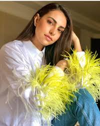 أجابت فاليري أبو شقرا على أكثر من 20 سؤال خلال 4 دقائق وكشف عن جانب آخر من شخصيتها. Qeice4nbvgkc4m