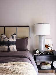 Tour A Manhattan Apartment That Proves The Simple Beauty Of Black White And Gray City Apartment Decor Apartment Bedroom Decor Bedroom Inspirations