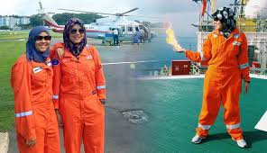 Seorang profesor kejuruteraan petroleum menilai filem itu betul dan salah. Rupanya Ada Lagi Yang Tak Tahu Bagaimana Kehidupan Perempuan Offshore The Reporter