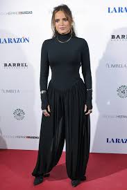 Del elegante mono de Gloria Camila al espectacular conjunto de Tana Rivera: los mejores looks del último photocall en Madrid
