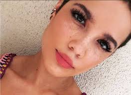 Halsey Just Started An Important Conversation About This Condition That Affects So Many Women Hellogiggles Halsey Halsey Street Beauty