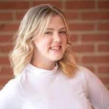 Distinguished Young Woman of Knox County for 2025 competes for state title 