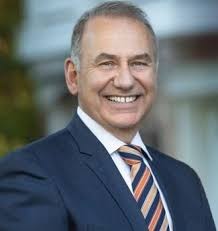 12797 Fair Briar Ln, Fairfax, VA 22033