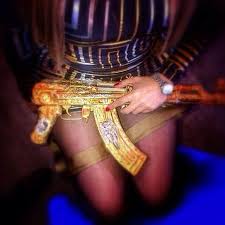 Peki uzun duruşmaların sonunda kamuoyu el chapo davası ile ilgili neler öğrendi? Golden Ak 47s Lion Cubs And Ferraris Inside The Ultra Flash Lives Of Mexico S Brutal Narco Gangs Funded By Brit Cokeheads And Fuelling Our Violent Crime Epidemic