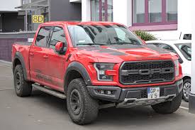 We particularly like that the stripes on the truck are black rather than white. Ford Raptor Wikipedia