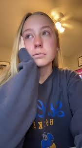 Nicole Arndt's Instagram, Twitter & Facebook