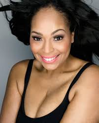 Walking it to Pisces season and my birthday just like this…..💋💋💋💋💋  tomorrow I'm celebrating me and flooding your timeline 😂😂 thank you @ wendy.staton for my video and thank you to @ponzettastof for