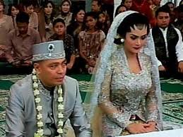 I am just glad due the blowup of #freehk movement, the ughyurs are getting some coverage as well. Iseng Zone Krisdayanti Diva From Indonesia Second Marriage