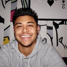 Madison Delk (@madisondelk)