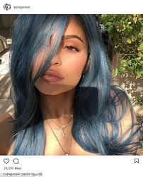 Yep, it's gonna put a glitch in kim's perfect fairytale wedding. Kylie Jenner Blue Hair Short Beauty News