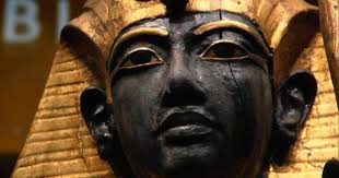 It is based on the 1993 children's book of essentially the same name. The Treasures Of King Tut On Tour For The Last Time Cbs News